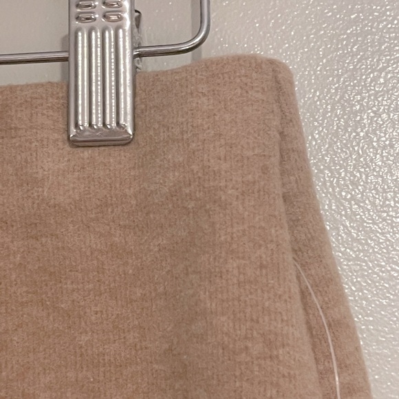 NWT - Sweater High-waisted Midi Skirt - Tan - Large - Picture 6 of 10